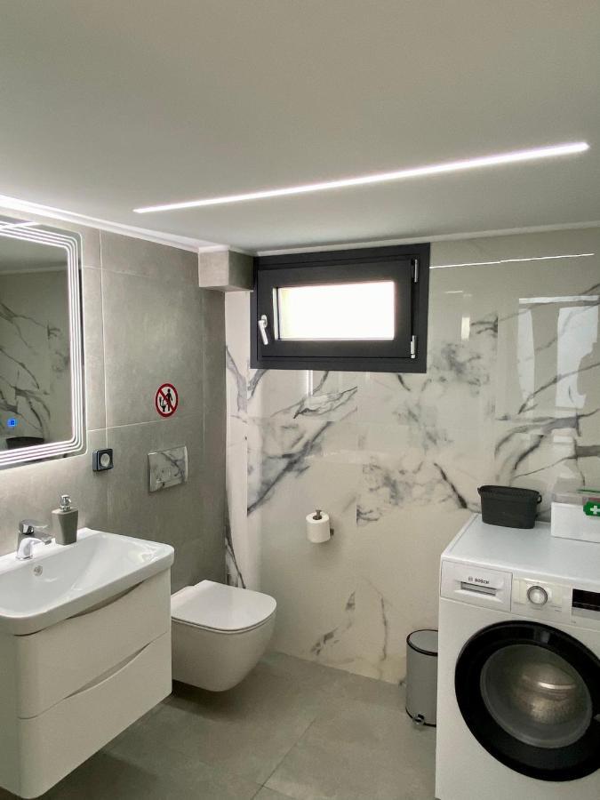 Hotel Alex Methone Buitenkant foto